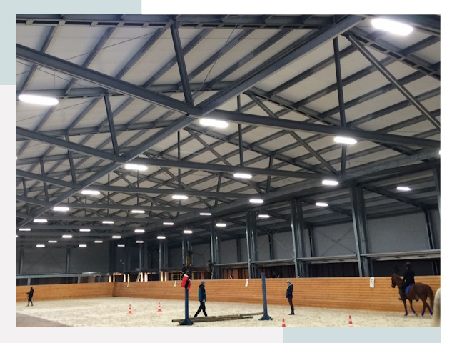 Строительство конных манежей от 613 руб в Железногорск